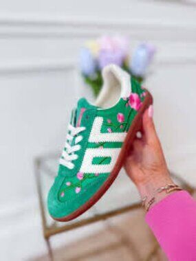 NEW IN BOX BACK 70 BACK70 GHOST C26 FLORAL GREEN Sneakers Shoes sizes 5,6,7 & 8